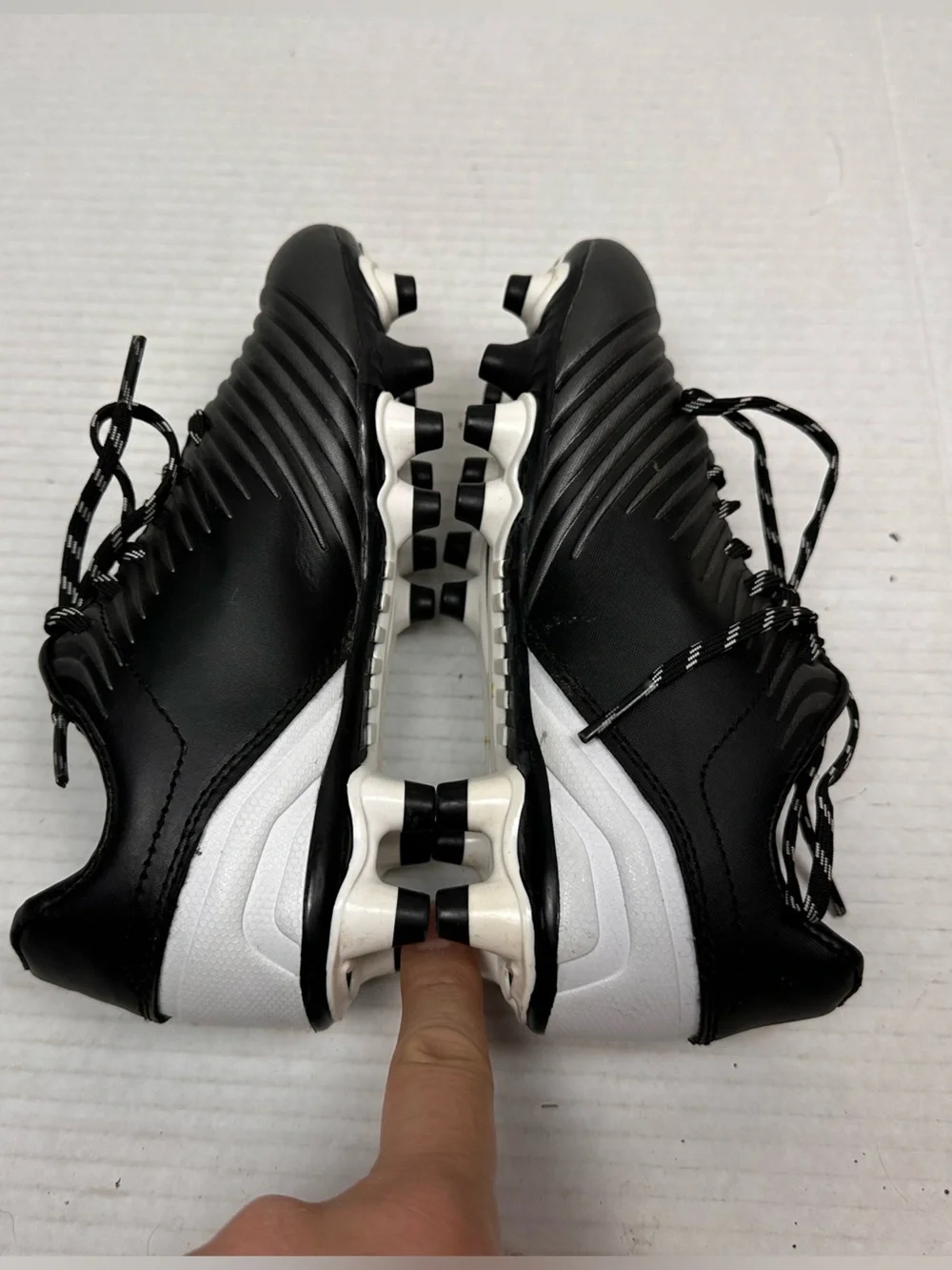 Brava Soccer Cleats Kids Youth Size 13D Exempt Turf Shoes indoor Football